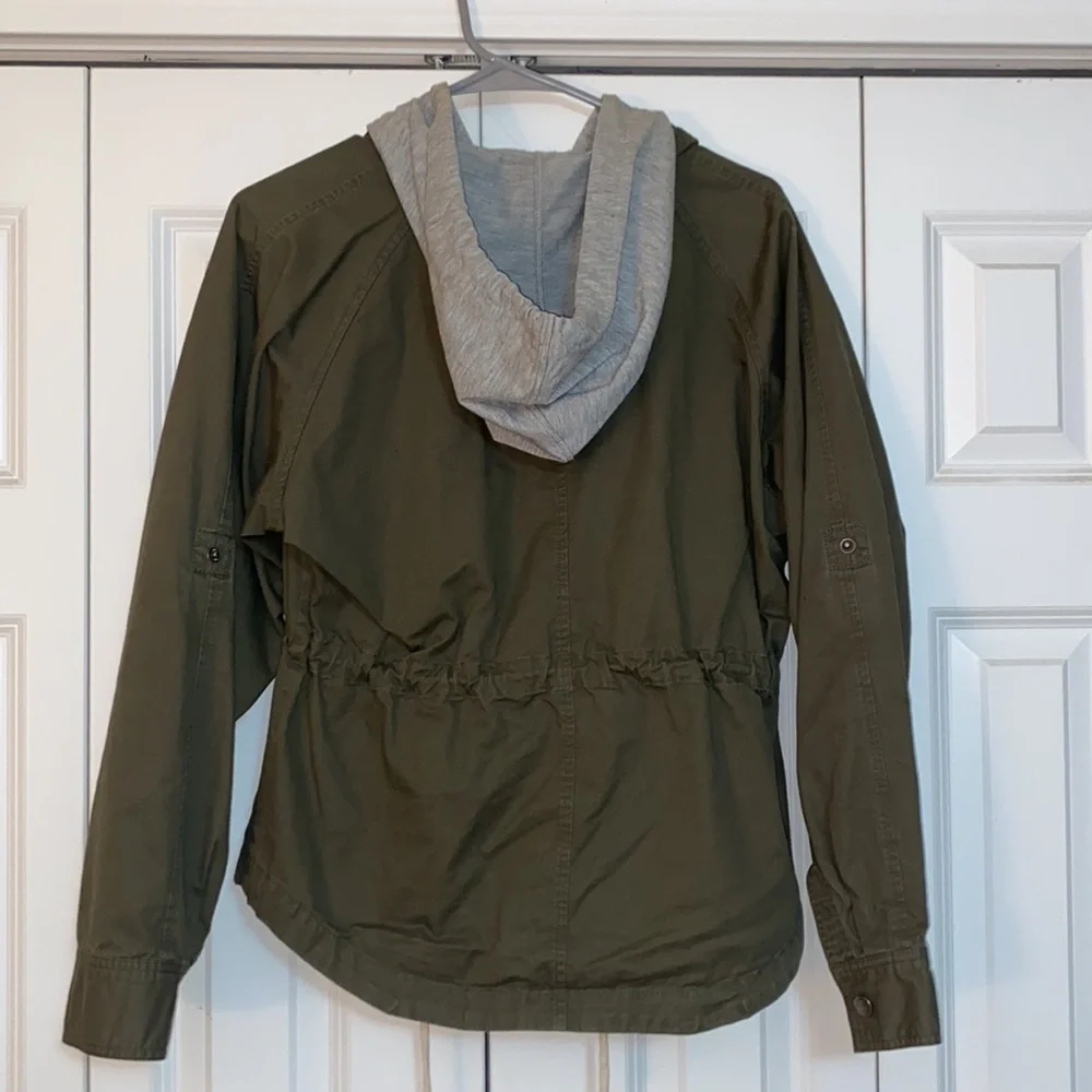 Utility Jacket - Picture 2 of 4